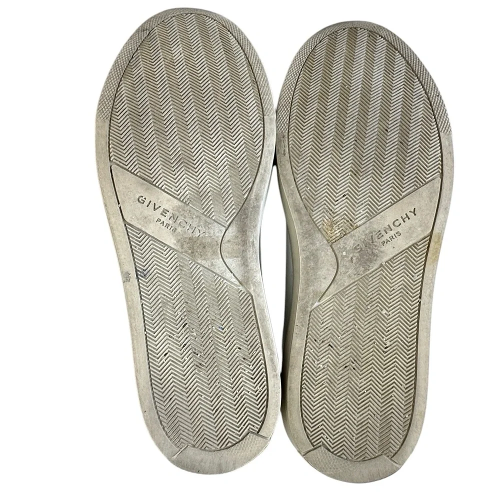 Givenchy  White Leather Low Top Sneakers EU 36 / US 6 - Women. - Picture 16 of 16